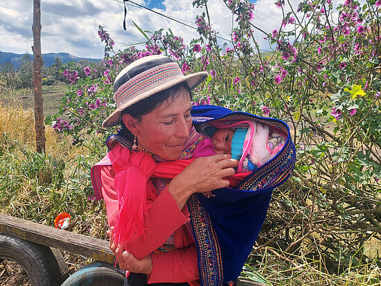 María Rosa, 39, und ihre Tochter in Ecuador